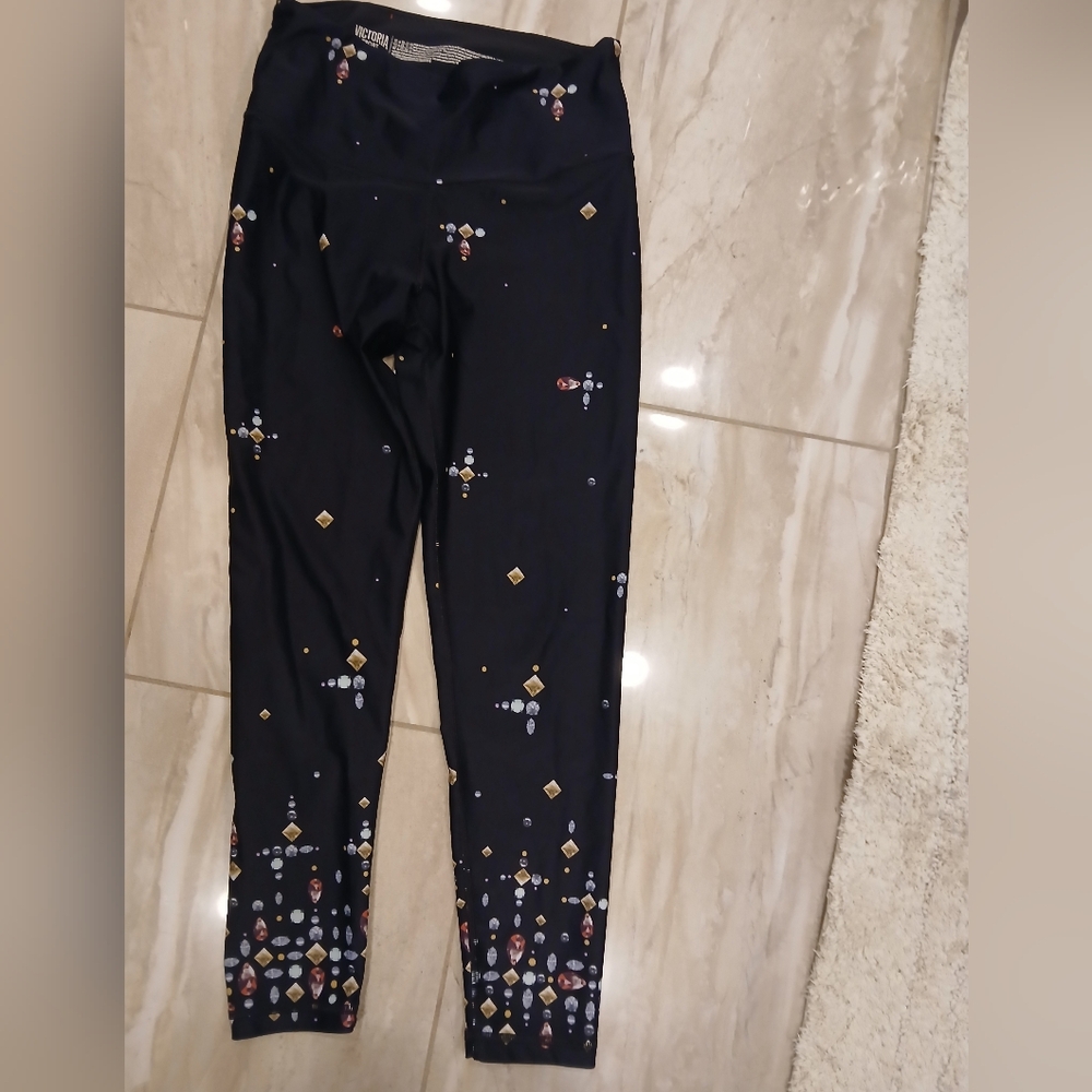 Victorias Secret sport black jewels gemstone print Leggings Nwot